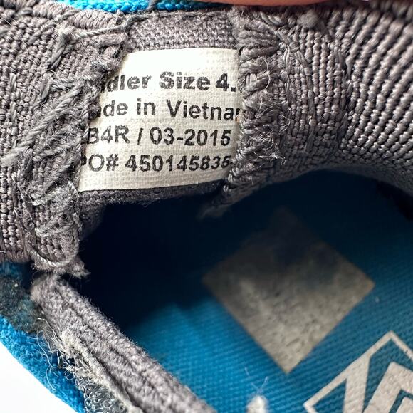 Vans Off The Wall Classic Slip-On V Shark Shoes Gray Blue Little Kids Size US 4 - Picture 7 of 9